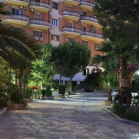 Hotel Depandance Hori Balconata 2 Punto 0 4*